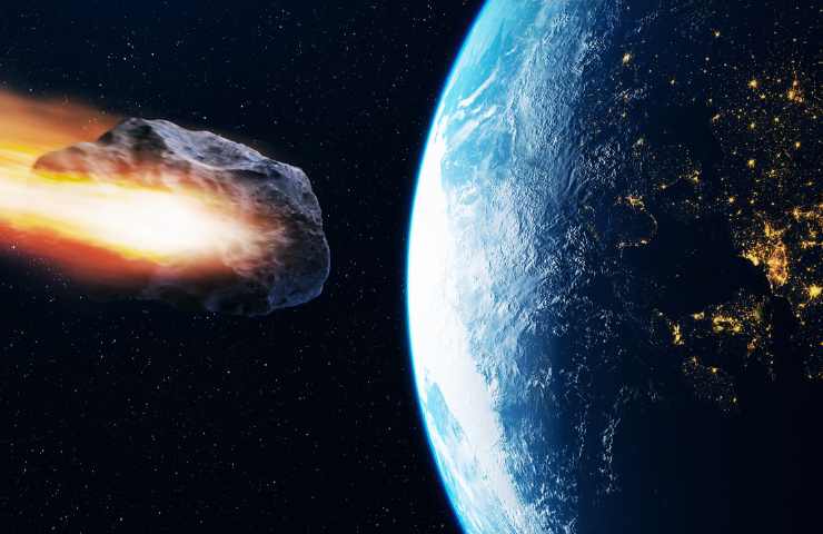 asteroide verso la terra 